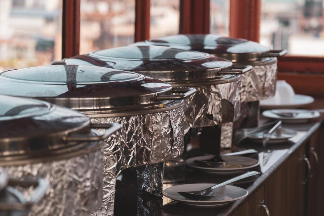 Nepalaya Hotel Katmandu Kültér fotó