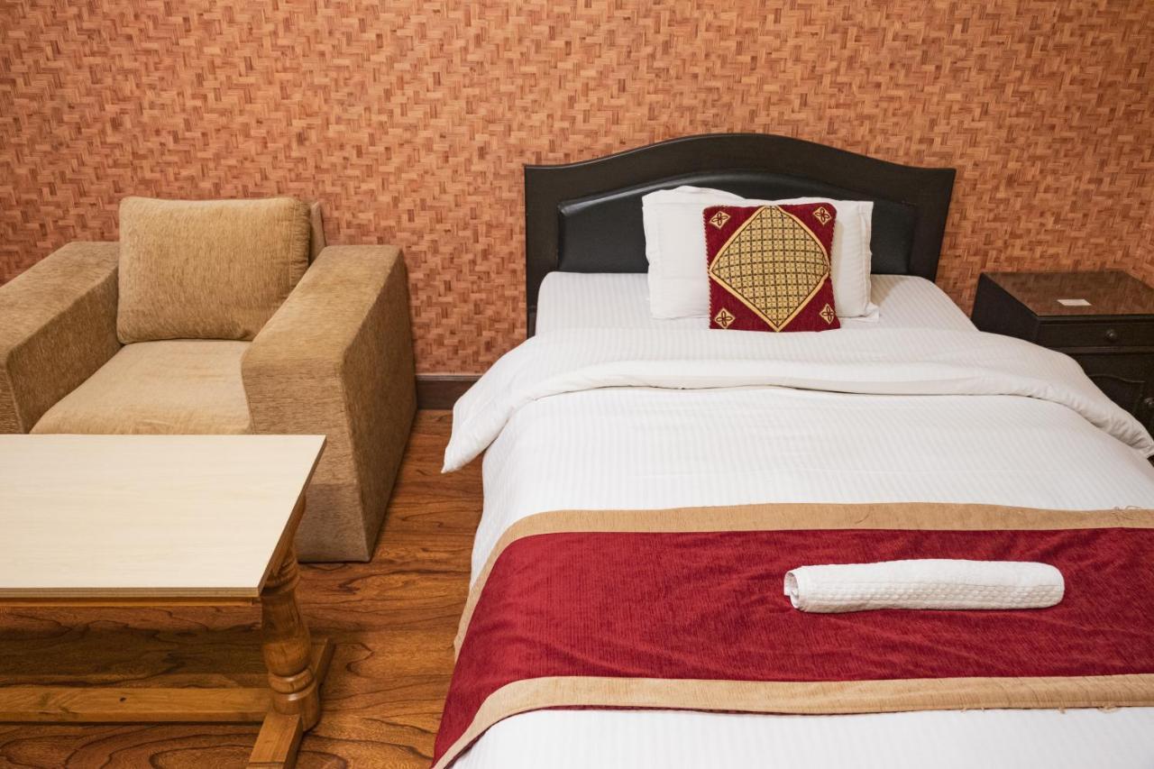 Nepalaya Hotel Katmandu Kültér fotó