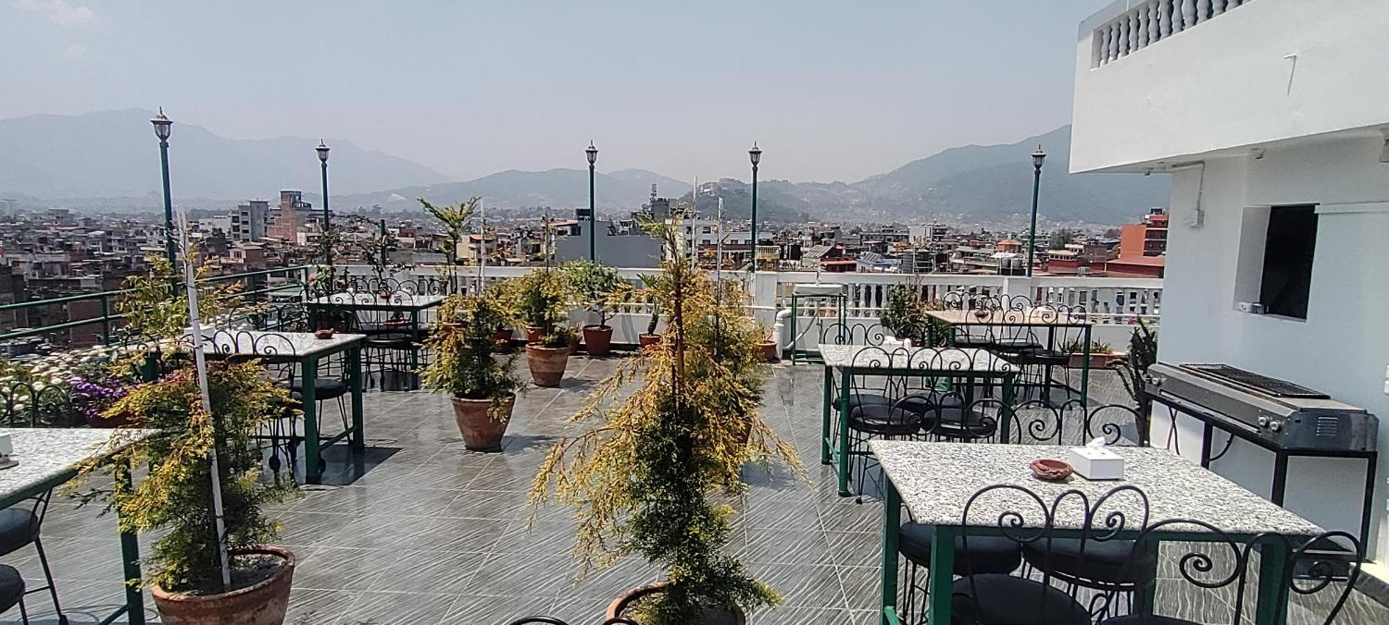 Nepalaya Hotel Katmandu Kültér fotó